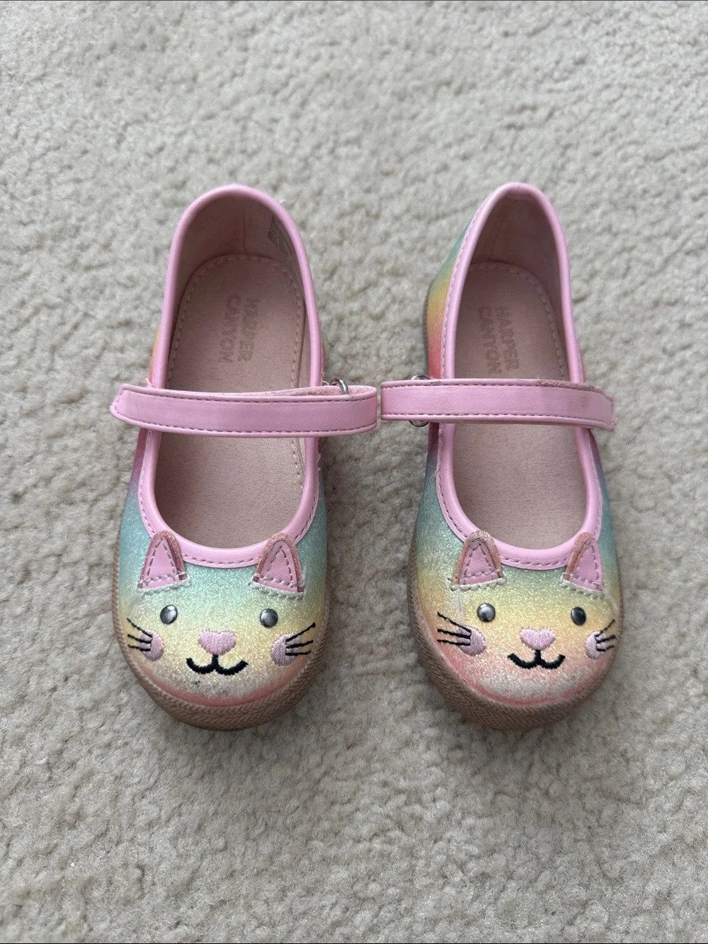 Harper Canyon Girls' Pastel Rainbow Cat Mary Jane Shoes - Pink Trim - size 8
